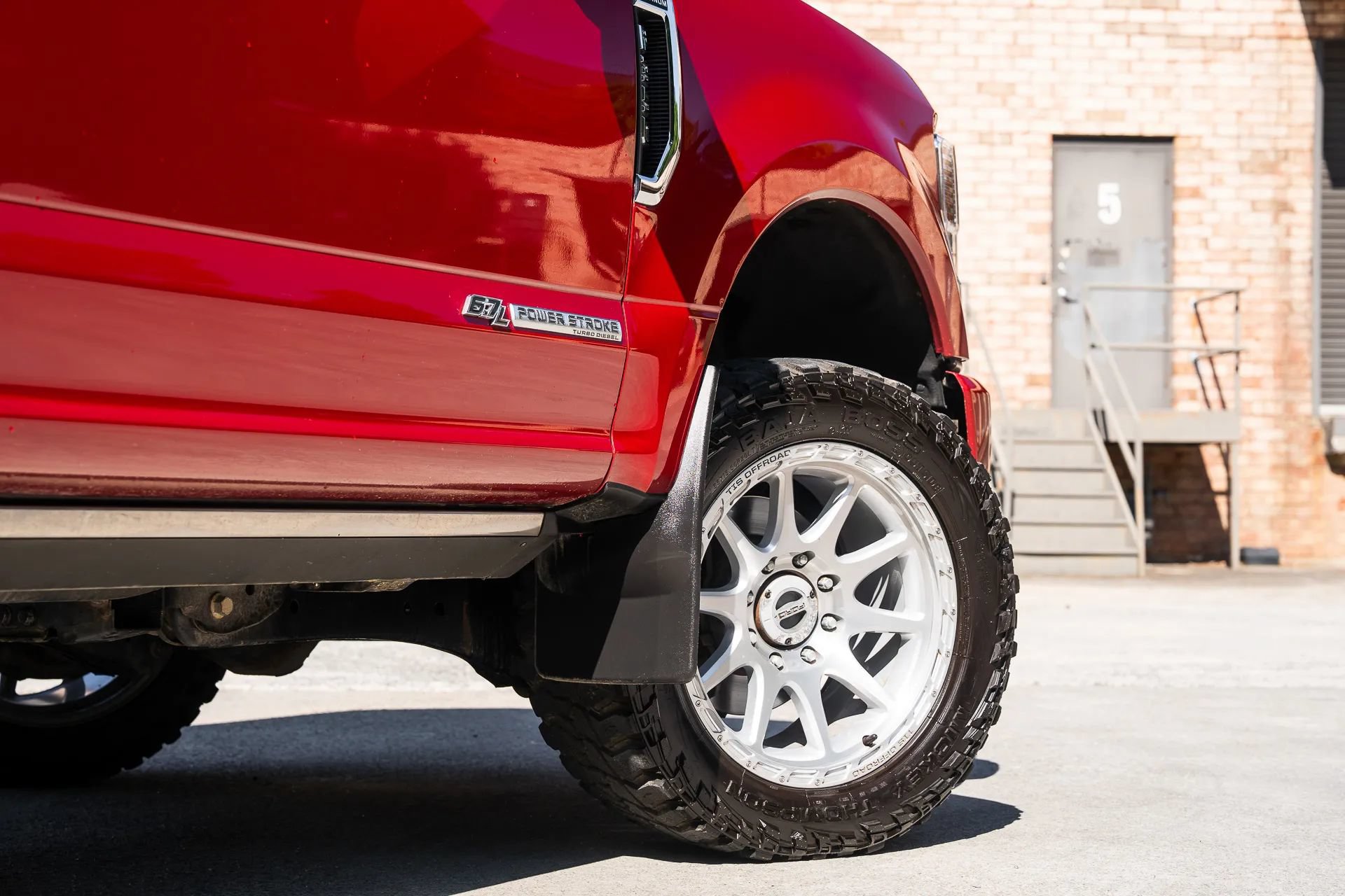 Used 2020 Ford F350 Platinum AWD/4WD image 4