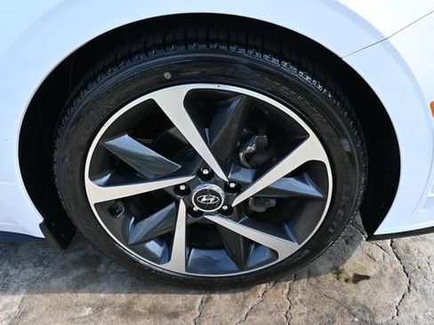 Used 2023 Hyundai Sonata SEL Plus FWD image 11