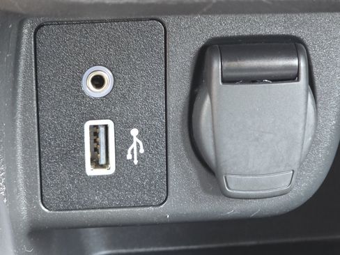 Used 2024 Nissan Versa S w/ Trunk Package FWD image 6