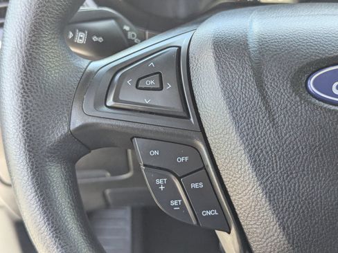 Used 2022 Ford Edge SE w/ Black Appearance Package AWD/4WD image 29
