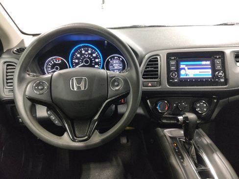 Used 2022 Honda HR-V LX image 22