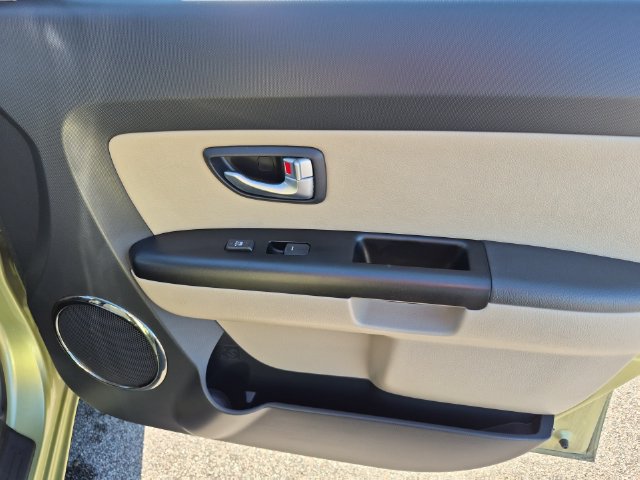 Used 2012 Kia Soul ! FWD image 35