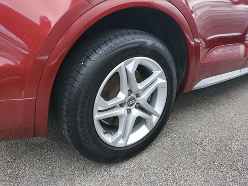 Used 2018 Audi Q5 2.0T Premium w/ Convenience Package image 5