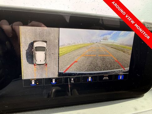 Used 2024 Buick Encore GX Preferred w/ Comfort Package image 3