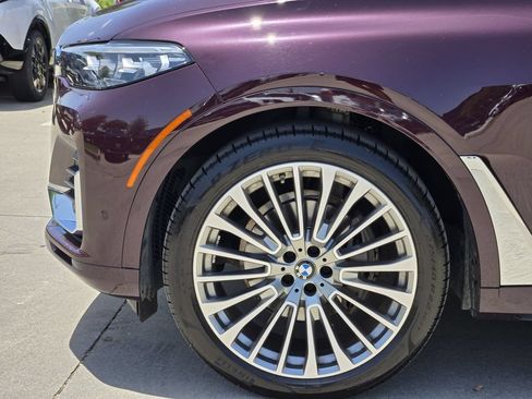Used 2021 BMW X7 xDrive40i w/ Premium Package AWD/4WD image 14