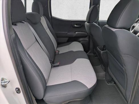 Used 2021 Toyota Tacoma TRD Sport w/ Technology Package RWD image 19