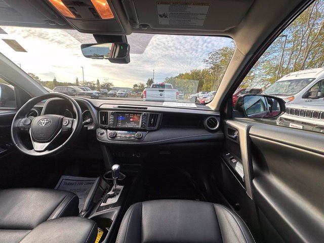 Used 2018 Toyota RAV4 Limited w/ Advanced Technology Package AWD/4WD image 30