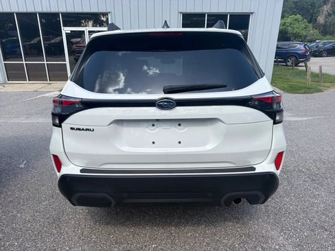 Used 2025 Subaru Forester Limited w/ Popular Package #2 AWD/4WD image 9
