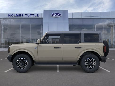 New 2026 Ford Bronco Outer Banks AWD/4WD image 3