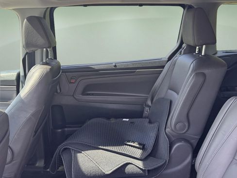 Used 2020 Honda Odyssey Elite image 21