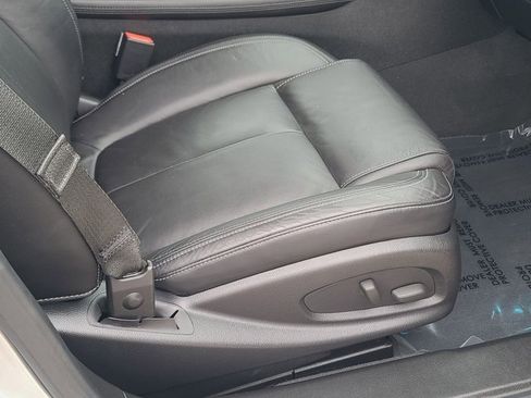 Used 2015 Buick LaCrosse Leather image 10