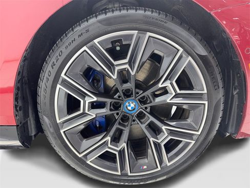 Used 2025 BMW i5 eDrive40i w/ M Sport Package image 51