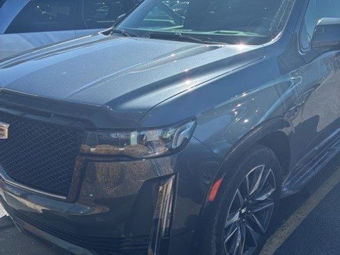 Used 2021 Cadillac Escalade ESV Sport Platinum w/ Heavy-Duty Trailer Package image 1