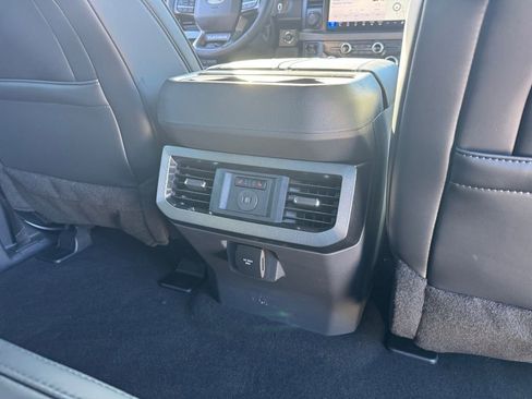 New 2026 Ford F250 Platinum image 22