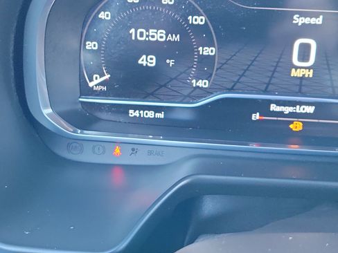 Certified 2023 GMC Yukon XL SLT w/ SLT Premium Package image 24