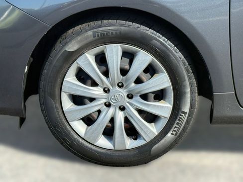 Used 2012 Toyota Corolla LE image 11