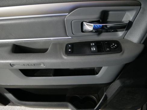Used 2017 RAM 1500 Express w/ Black Ram 1500 Express Group AWD/4WD image 19