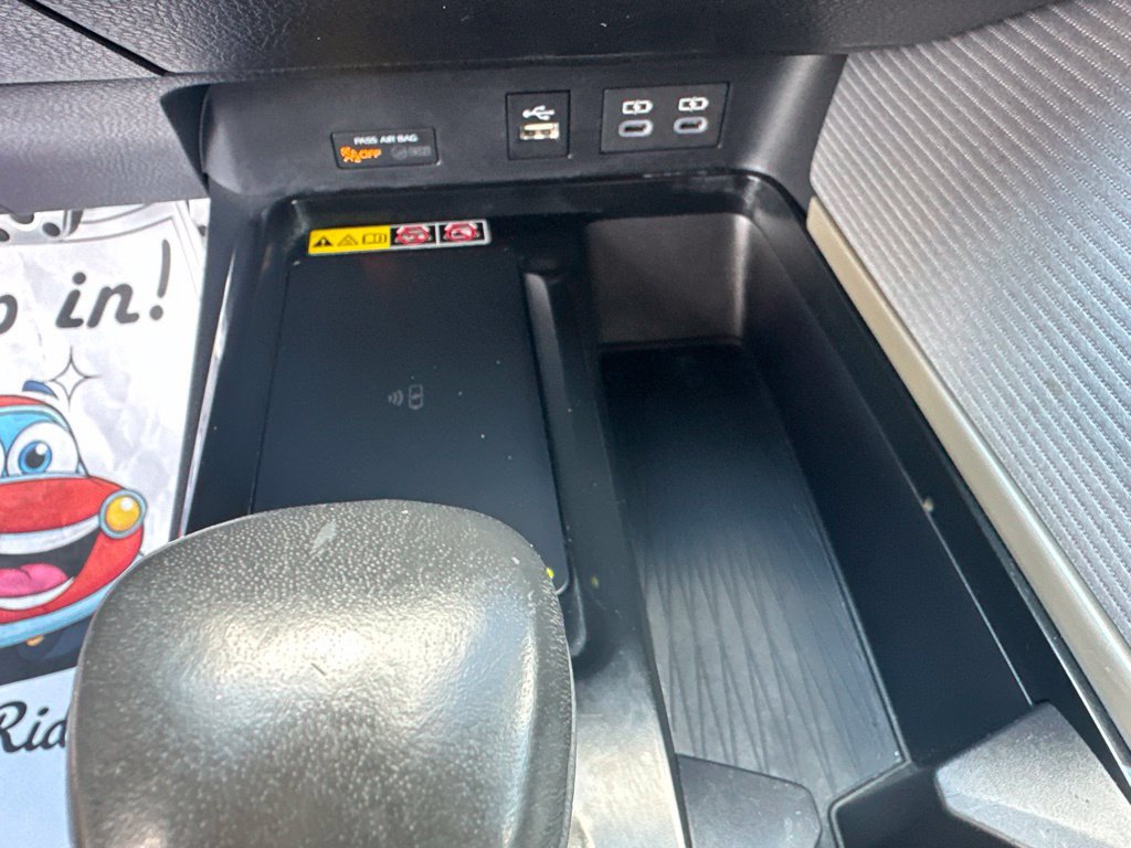 Used 2025 Toyota Camry SE w/ Multimedia Upgrade Package FWD image 24
