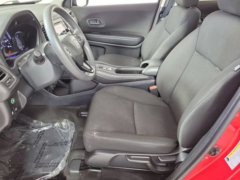Used 2017 Honda HR-V LX image 19