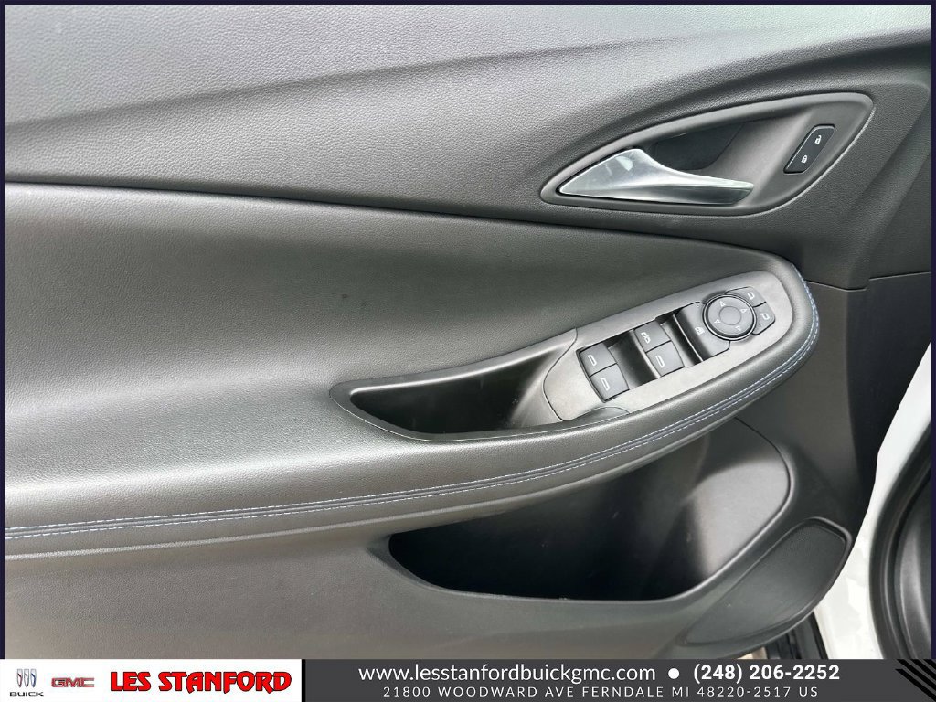 Certified 2025 Buick Encore GX Sport Touring FWD image 16