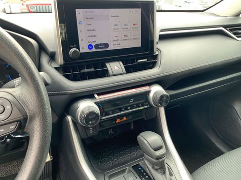 Used 2025 Toyota RAV4 LE image 18