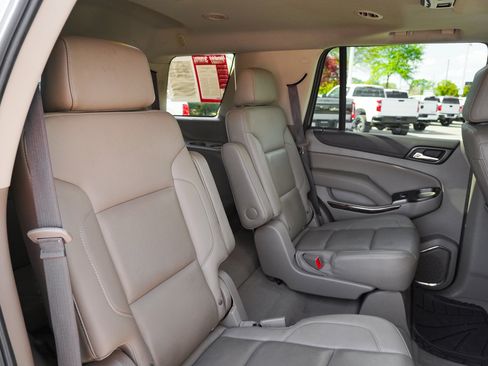 Used 2019 GMC Yukon SLT w/ Graphite Performance Edition image 35