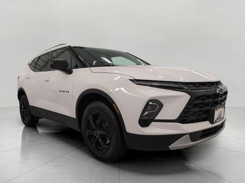 Used 2024 Chevrolet Blazer LT w/ Convenience Package AWD/4WD image 1