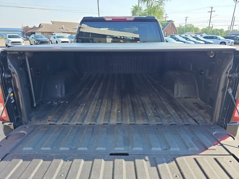 Used 2021 GMC Sierra 1500 Elevation w/ LPO, Elevation Black Package AWD/4WD image 23