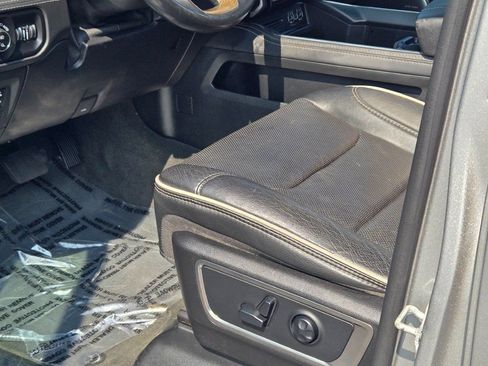 Used 2019 RAM 1500 Limited AWD/4WD image 26