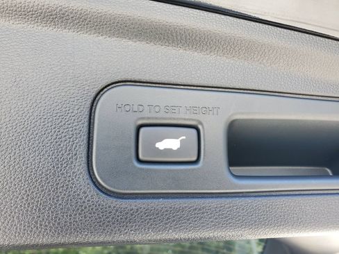 Used 2024 Acura MDX FWD image 9