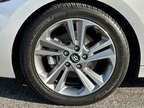 Used 2018 Hyundai Elantra Limited w/ Limited Ultimate Package 02 image 36