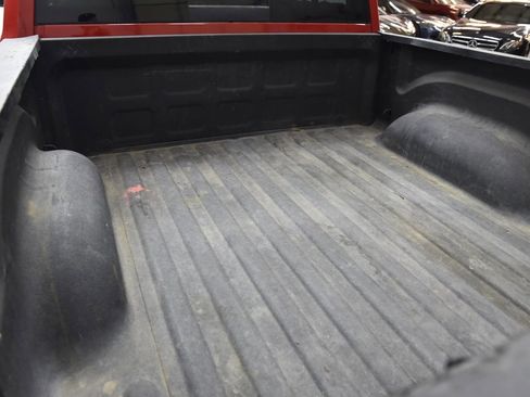 Used 2017 RAM 1500 Classic SLT image 5