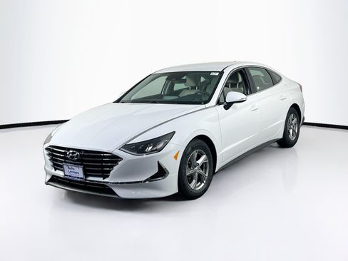Used 2023 Hyundai Sonata SE FWD image 1