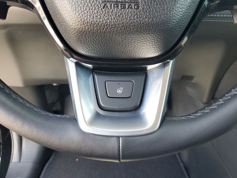 Used 2025 Honda Pilot Elite image 27