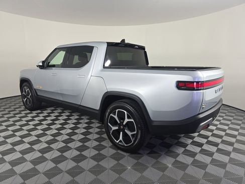 Used 2022 Rivian R1T Adventure AWD/4WD image 3