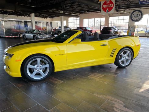 Used 2015 Chevrolet Camaro LT image 9