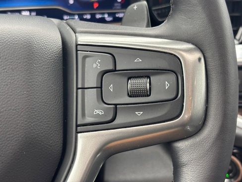Used 2022 Chevrolet Silverado 1500 LT Trail Boss w/ LT Trail Boss Premium Package AWD/4WD image 18