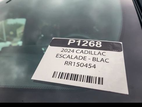 Used 2024 Cadillac Escalade Sport AWD/4WD image 34