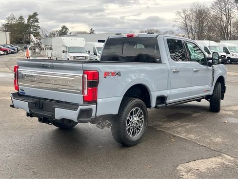 Used 2025 Ford F350 Platinum w/ Platinum Plus Package AWD/4WD image 5