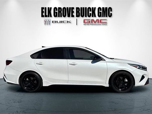 Used 2022 Kia Forte GT w/ GT2 Package image 3