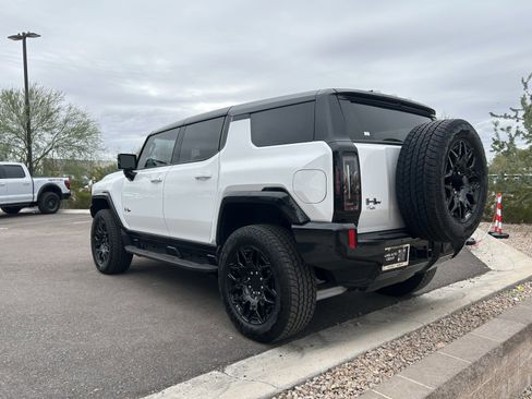 Used 2025 GMC Hummer EV 2X image 5