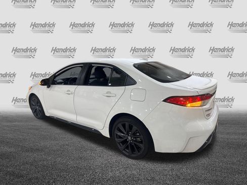 Certified 2024 Toyota Corolla SE FWD image 8