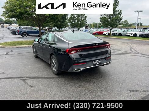 Used 2022 Kia K5 LX FWD image 7
