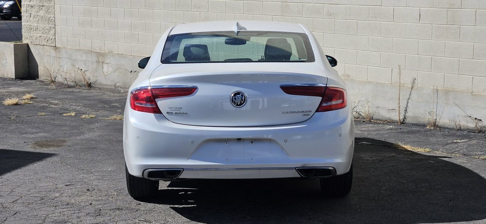Used 2017 Buick LaCrosse Premium AWD/4WD image 4