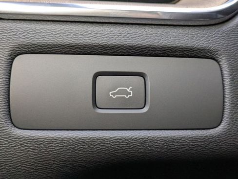 New 2026 Volvo XC60 B5 Plus w/ Protection Package Premier image 32