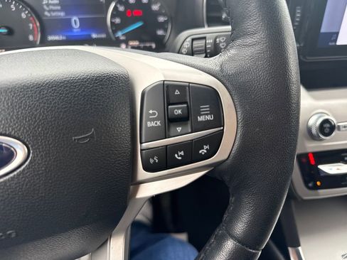 Used 2023 Ford Explorer XLT w/ Equipment Group 202A image 33