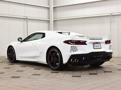 Used 2023 Chevrolet Corvette Stingray Preferred Conv w/ Z51 Performance Package RWD image 6