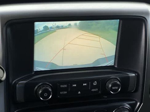 Used 2018 Chevrolet Silverado 1500 LT w/ Texas Edition AWD/4WD image 26