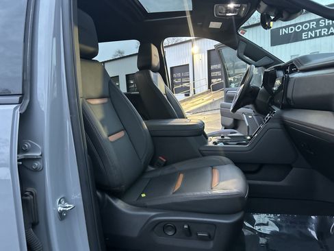 Certified 2025 GMC Sierra 3500 AT4 w/ AT4 Premium Plus Package image 29