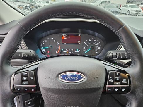 Used 2022 Ford Escape SEL image 23